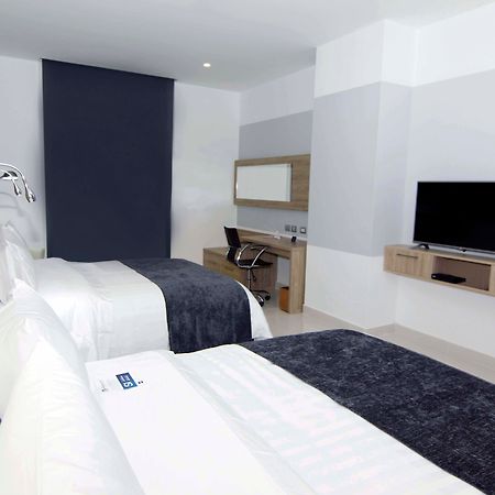 Ghl Collection Barranquilla Hotel ภายนอก รูปภาพ A room at the hotel