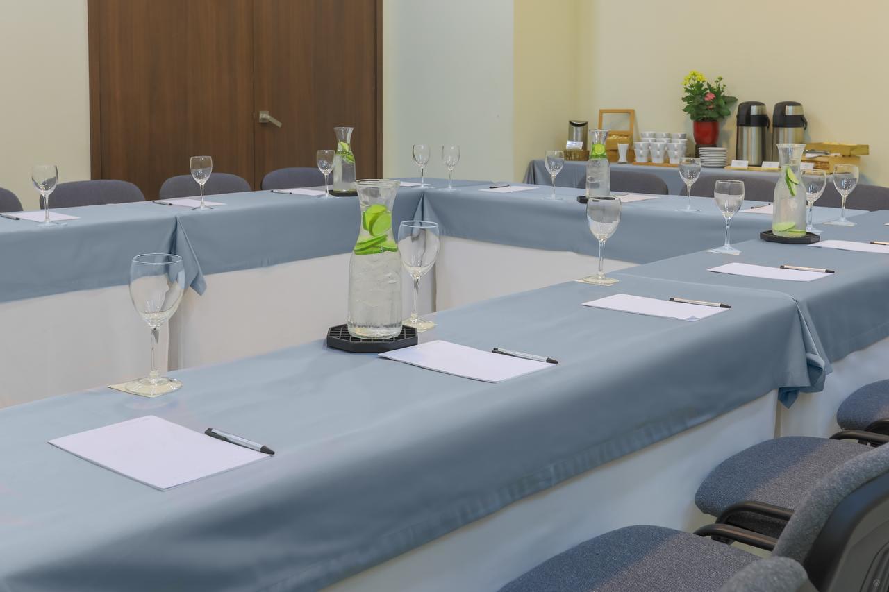 Ghl Collection Barranquilla Hotel ภายนอก รูปภาพ Meeting room